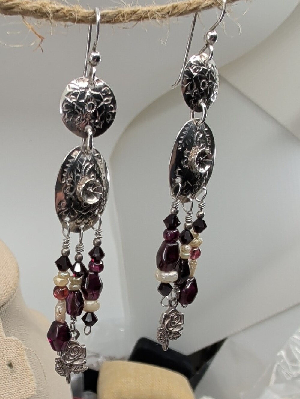 Vintage 925 Sterling Silver Floral Repoussé Chandelier Earrings 3" - Picture 4 of 17